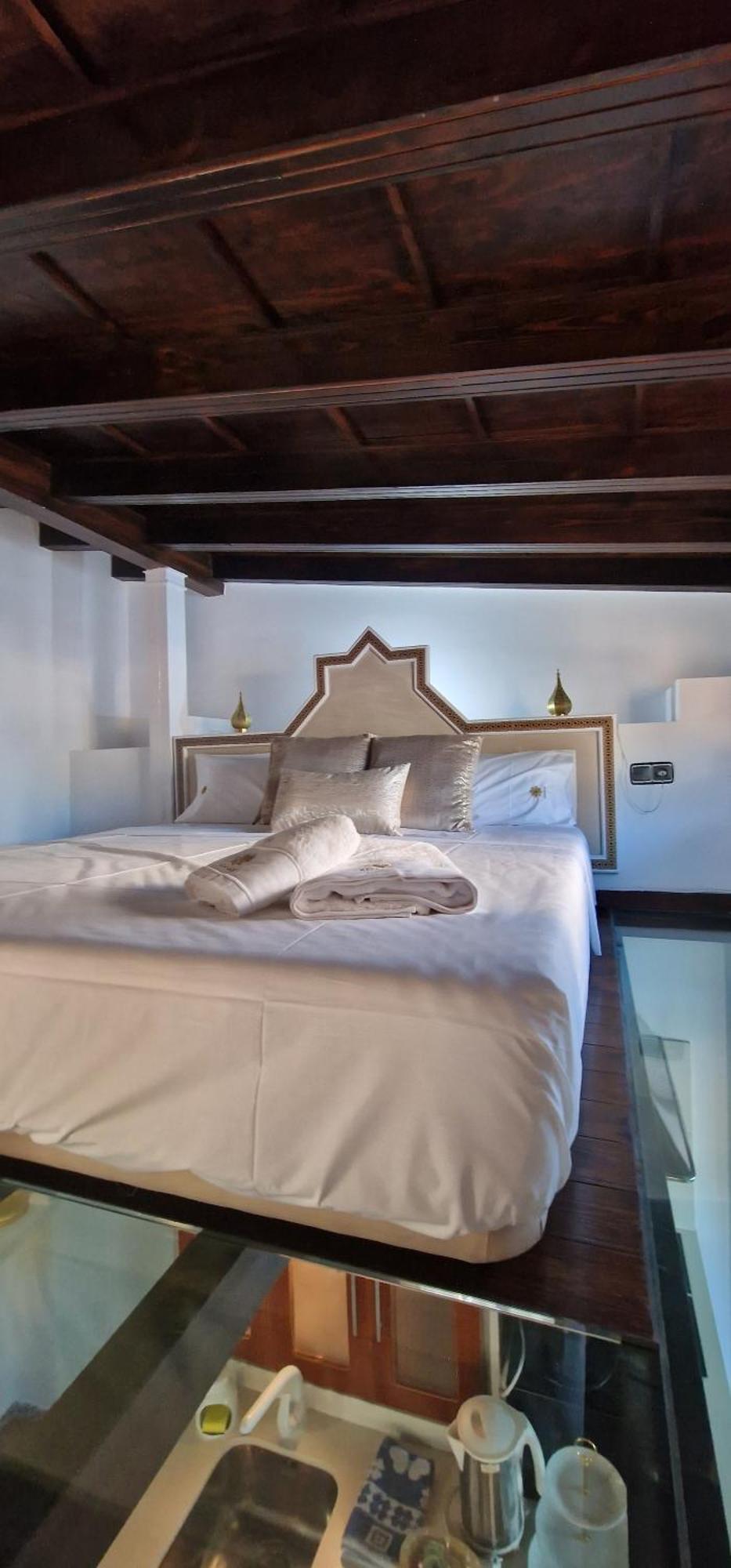 Adanar-Apartamentos Muralla Ziri グラナダ エクステリア 写真
