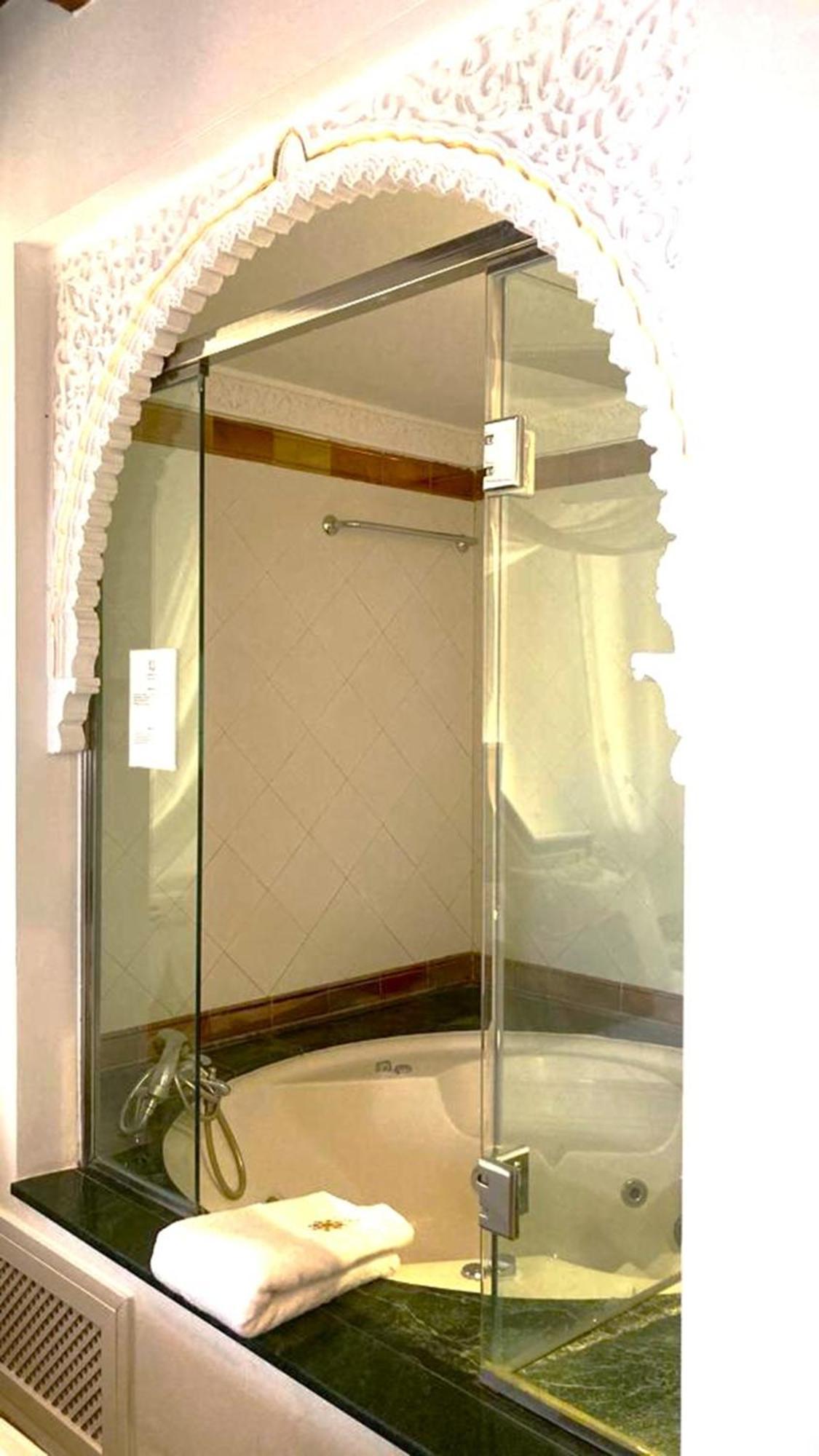 Adanar-Apartamentos Muralla Ziri グラナダ エクステリア 写真